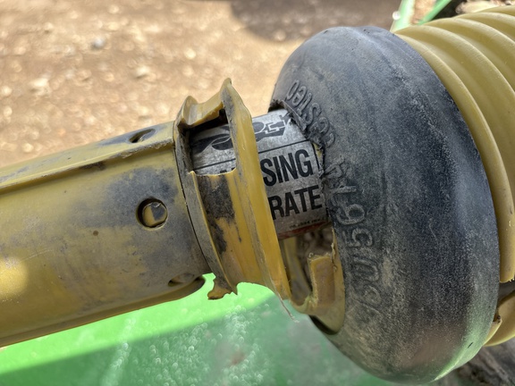 Used 2025 John Deere FC15R Rotary Cutters: Medium Duty at Horizon Ag & Turf in Vermilion, AB - Photo30