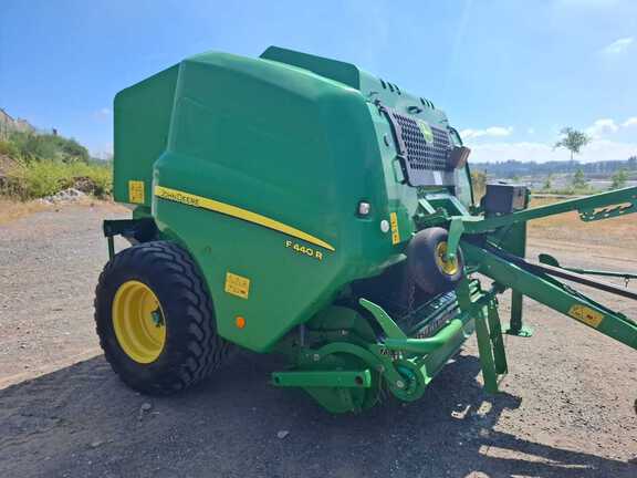 John Deere F440R