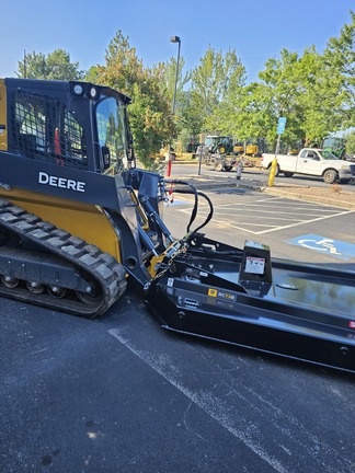 2026 John Deere 325G-7