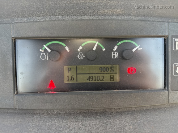 2019 John Deere 700K XLT
