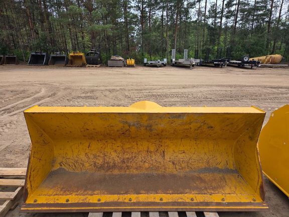 2024 John Deere 320P1.39