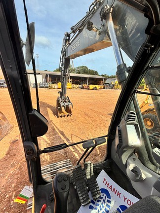 2023 John Deere 160 P