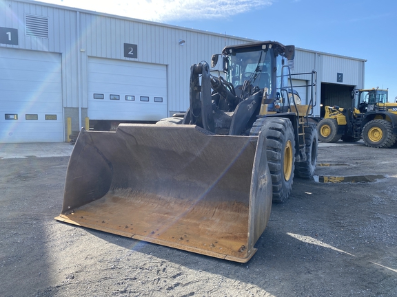 Photo of 2020 John Deere 724L