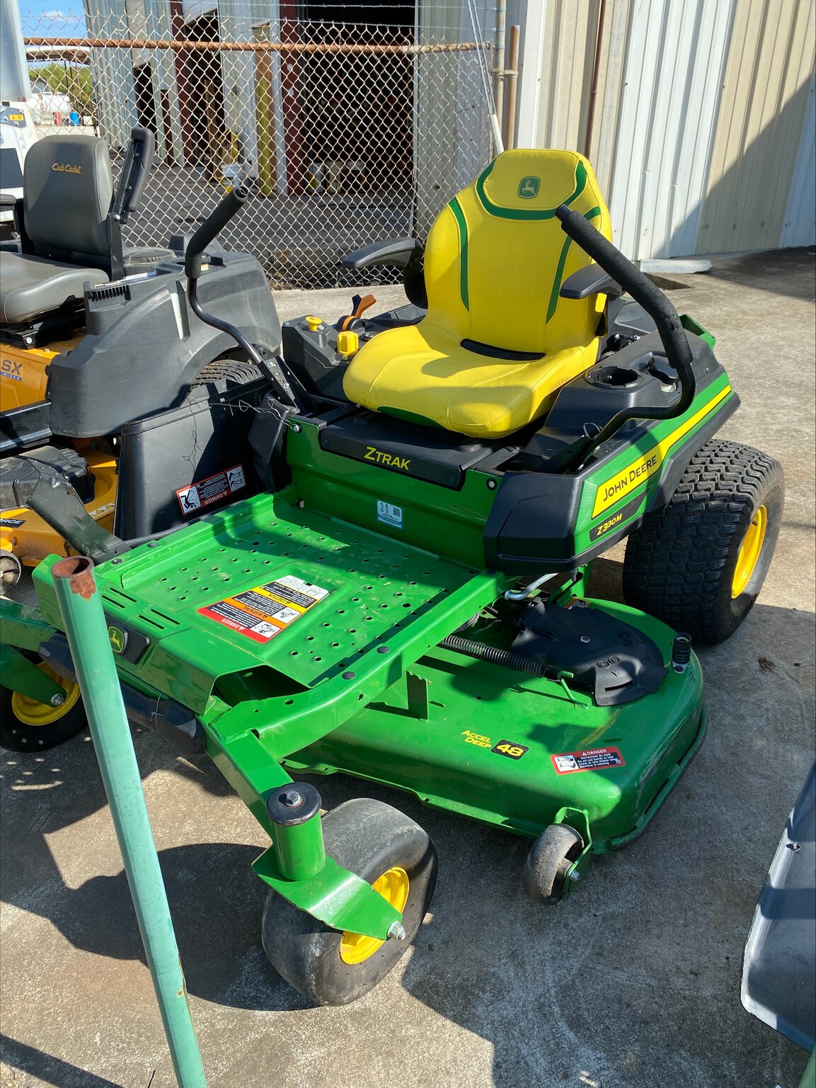 2026 John Deere Z330M