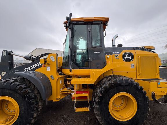 2025 John Deere 544P