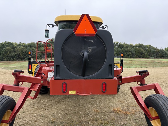 2014 New Holland Speedrower 130 (6th thumbnail)
