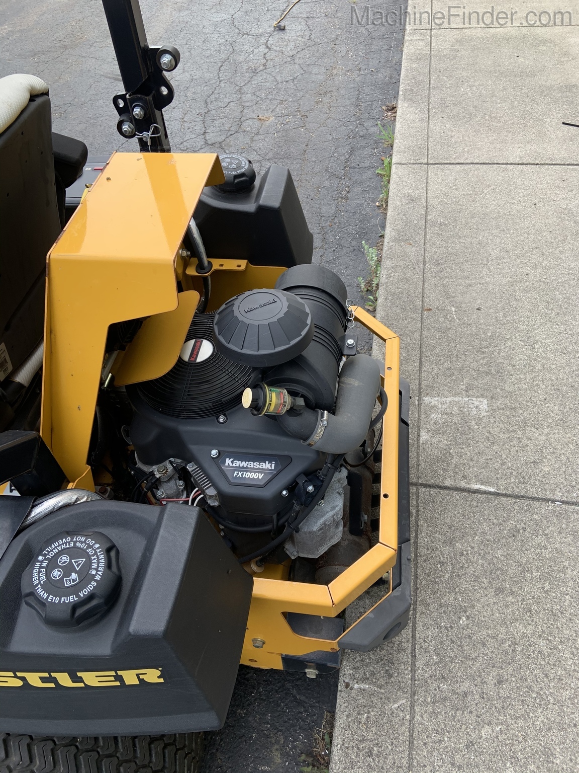 2018 Hustler SUPER Z Image 4