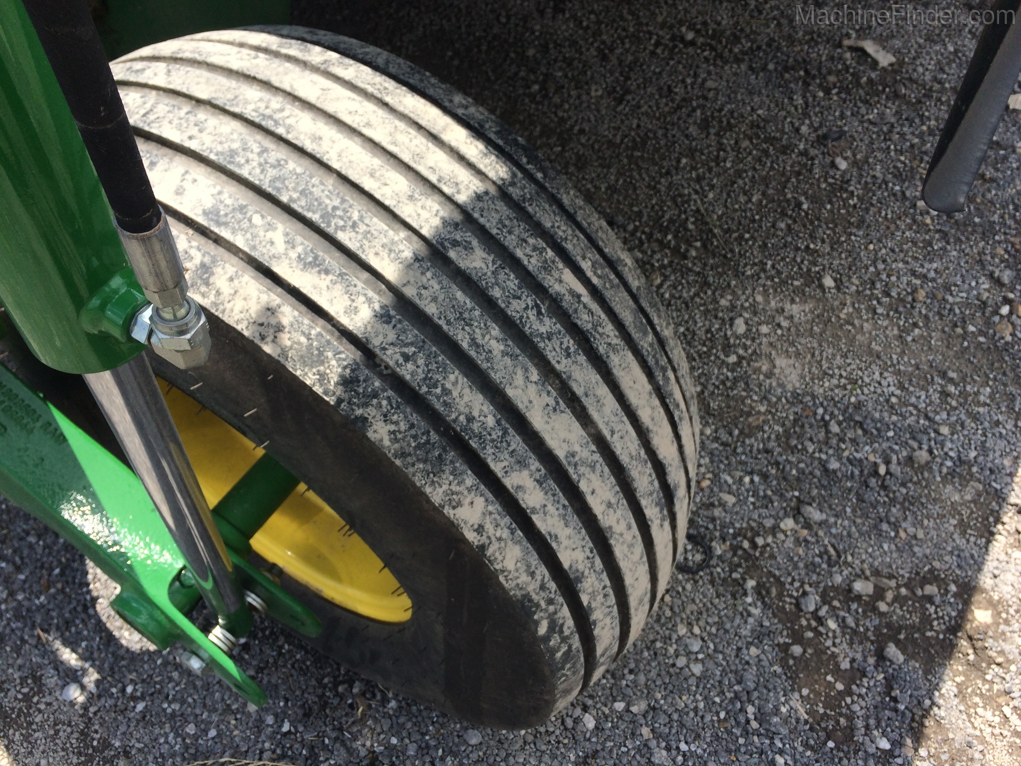 2016 John Deere 635 Image 7