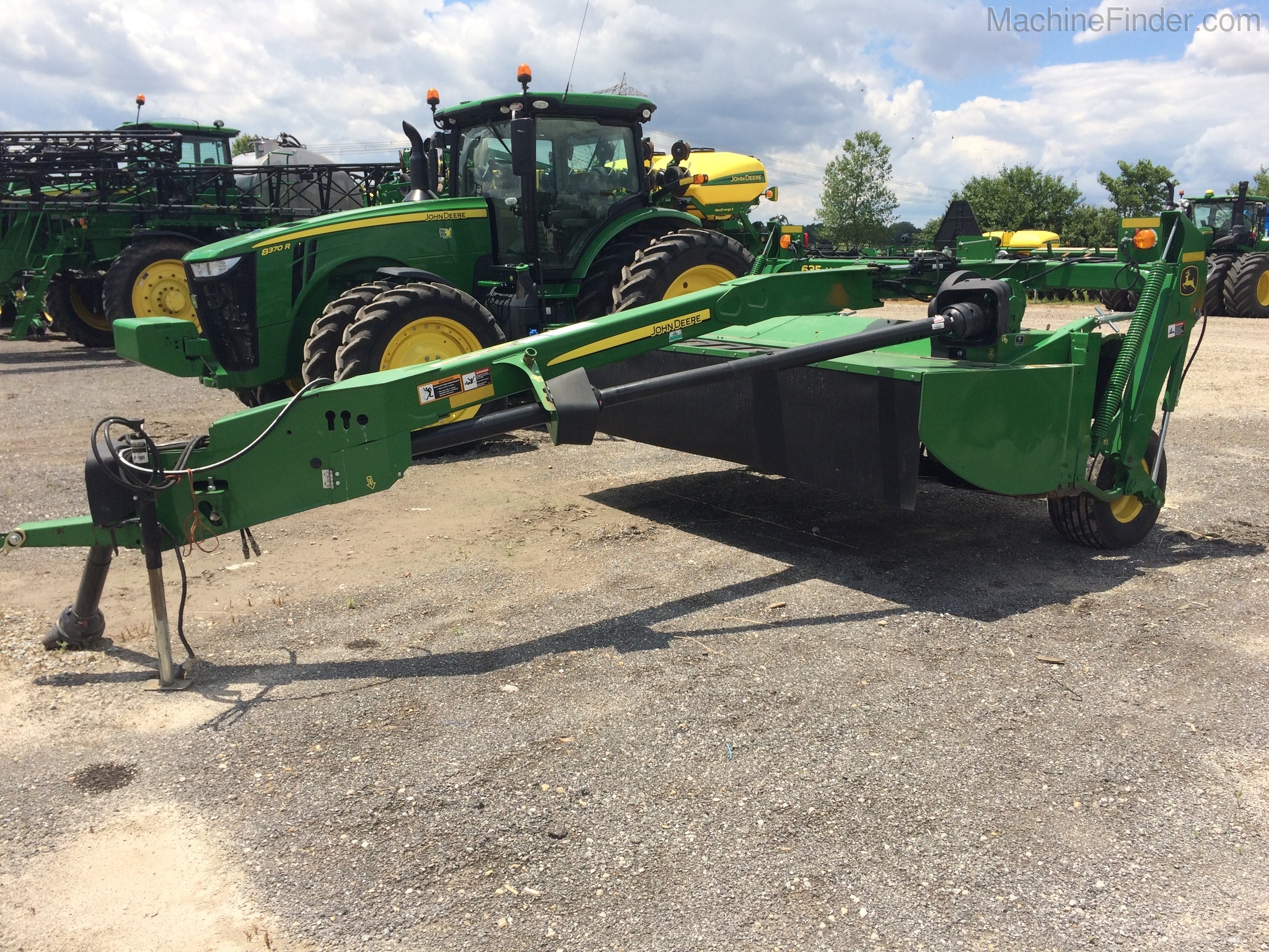 2016 John Deere 635 Image 2