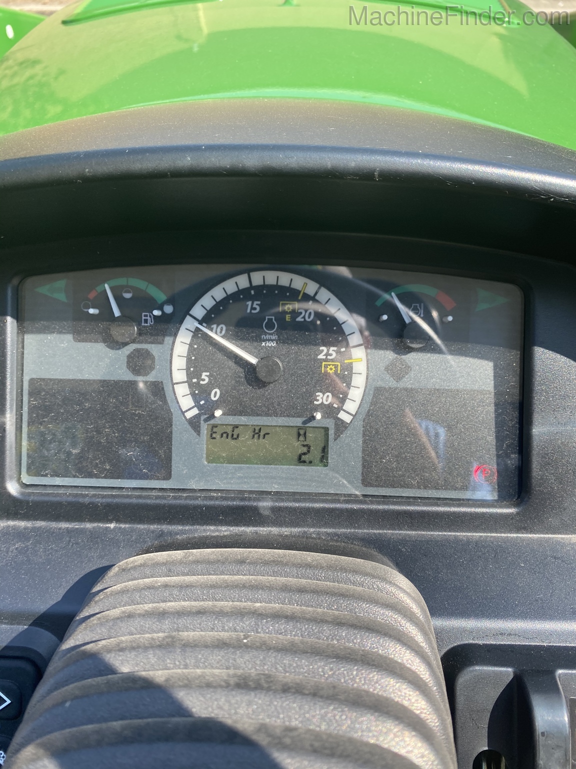 2019 John Deere 4066R Image 4