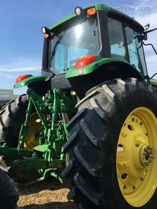 2018 John Deere 6155M Image 3
