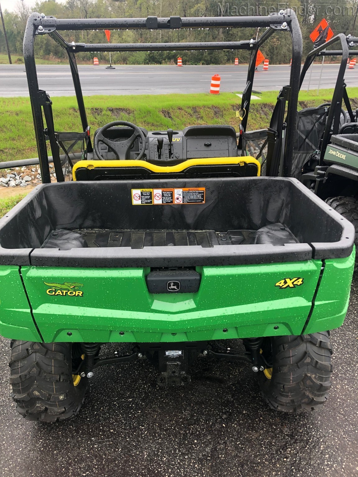 2020 John Deere 560E Image 2