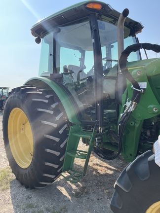 2012 John Deere 6115D Image 11