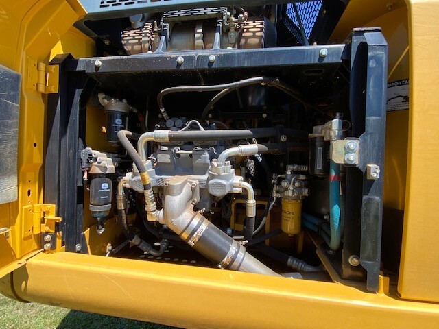 2016 John Deere 210G LC Excavators Loris SC