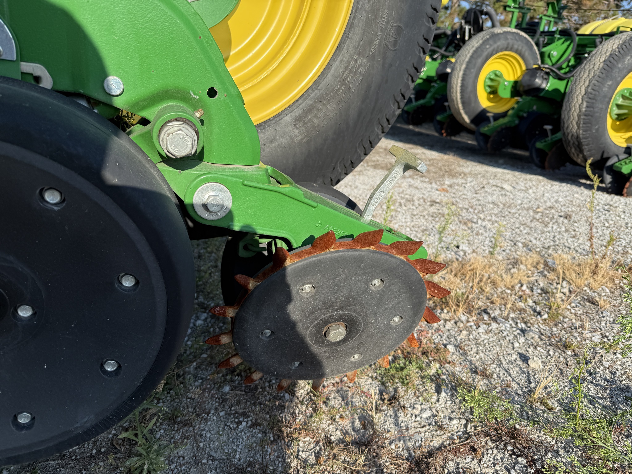 2018 John Deere 1775NT Image 5