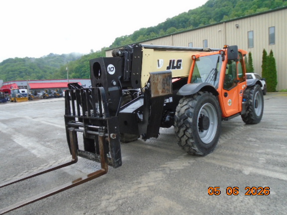 Photo of a 2023 JLG 1055