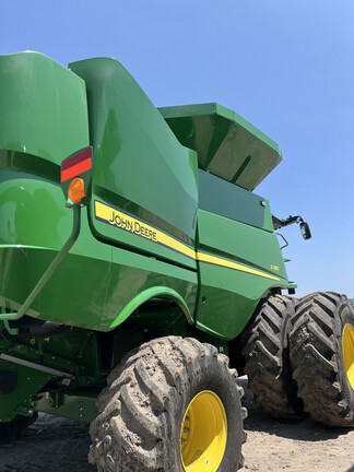 2023 John Deere S780 (16th thumbnail)