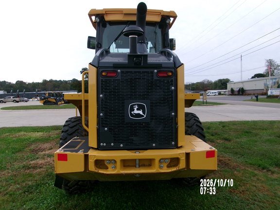 2023 John Deere 444P