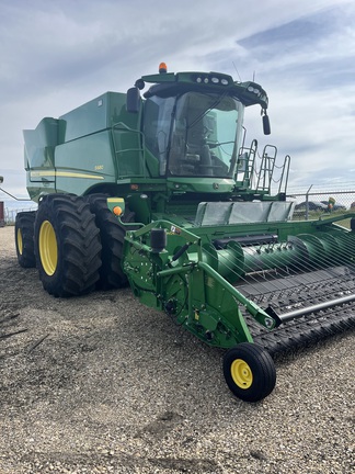 Used 2017 John Deere S680 Combines at Horizon Ag & Turf in Mayerthorpe, AB - Photo3