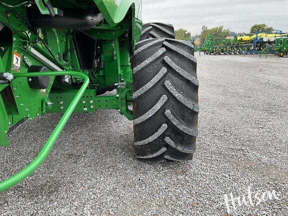 Photo of 2023 John Deere S780