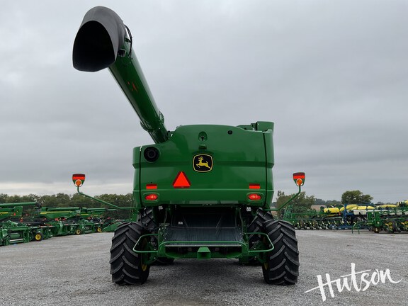 Photo of 2023 John Deere S780