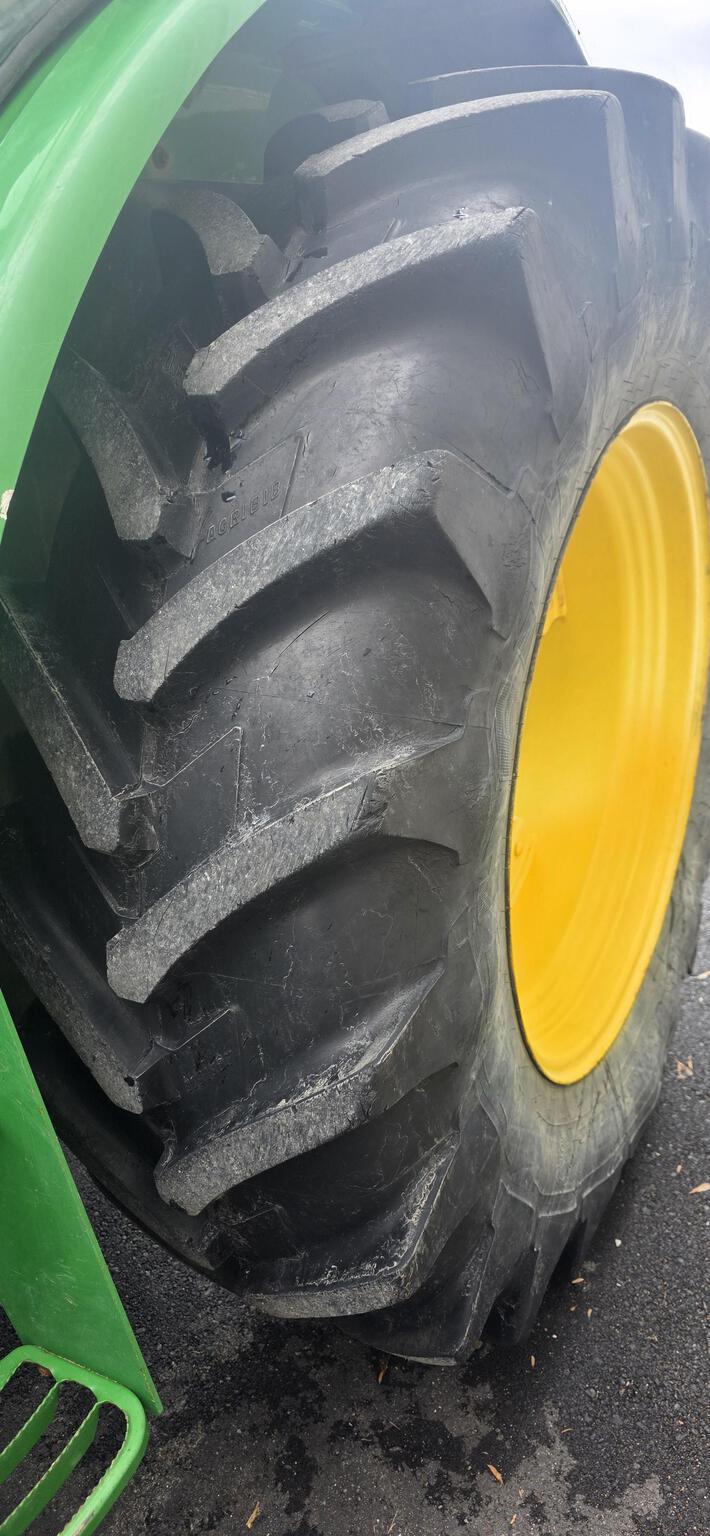 2017 John Deere 5115M Image 11