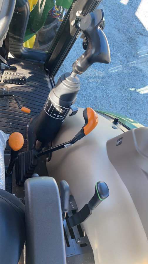 2022 John Deere 5055E Image 13