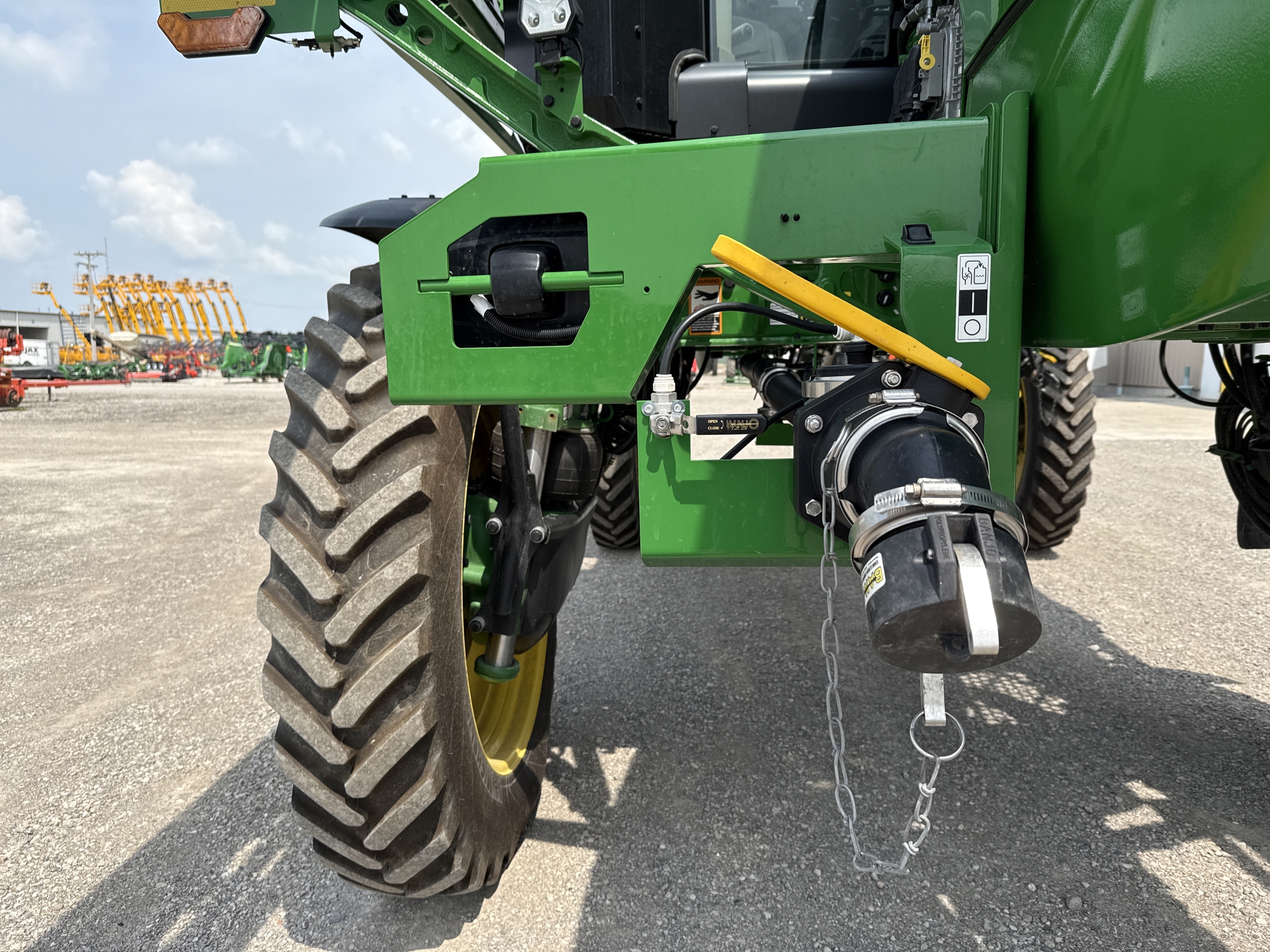 2024 John Deere 410R Image 11
