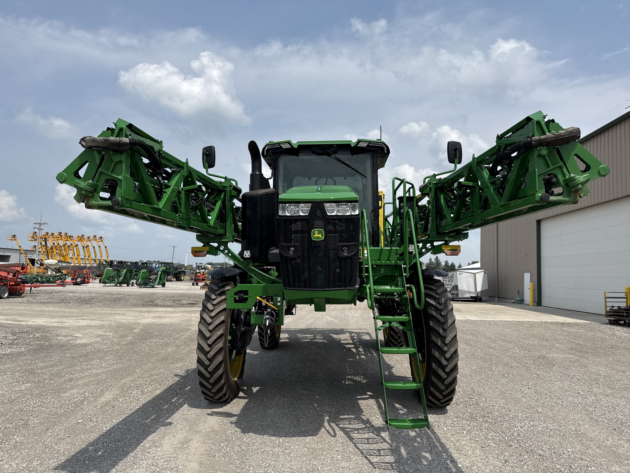 2024 John Deere 410R Image 1