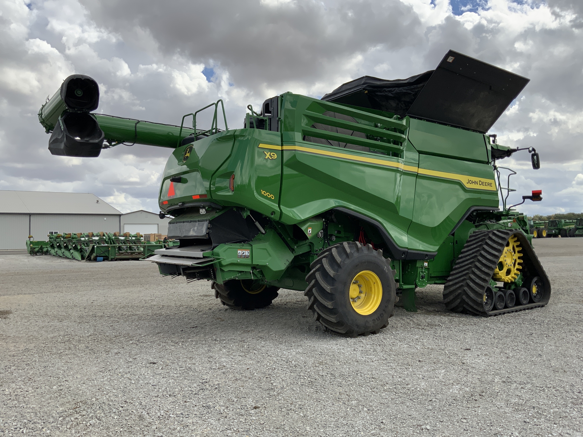 2024 John Deere X9 1000 Image 17