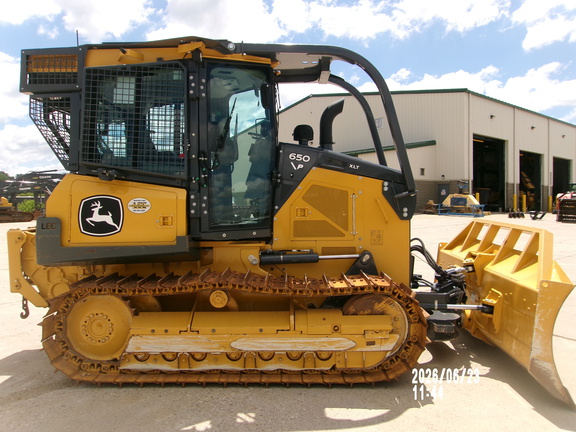 Photo of a 2024 John Deere 650 P