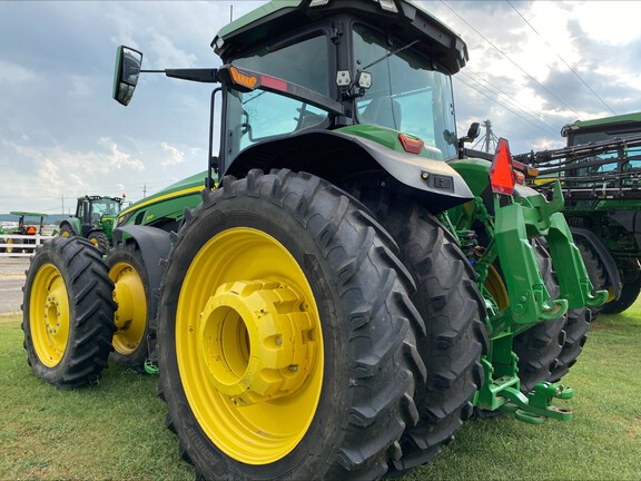 2023 John Deere 8R 370