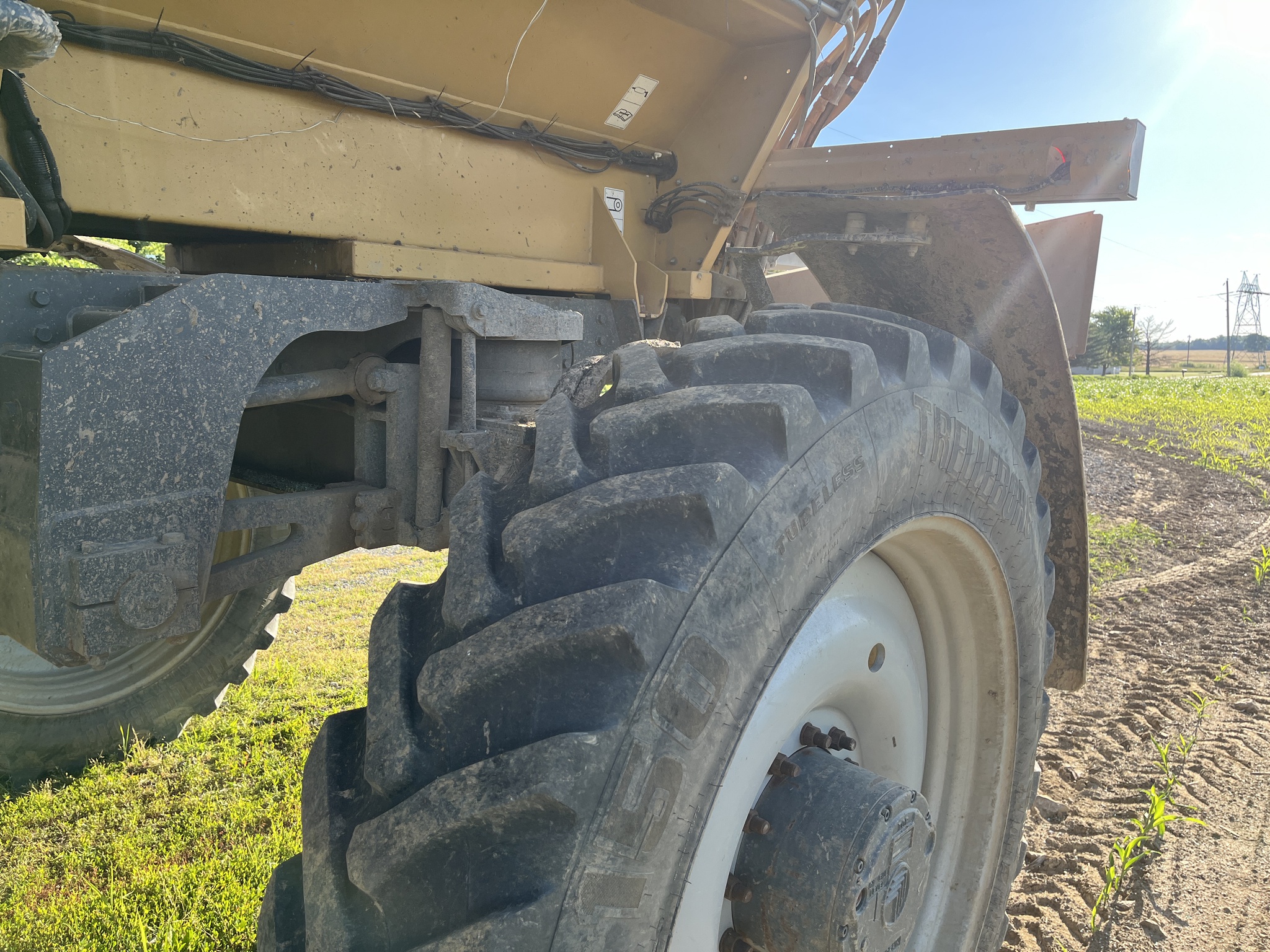 2019 RoGator RG1300C Image 7