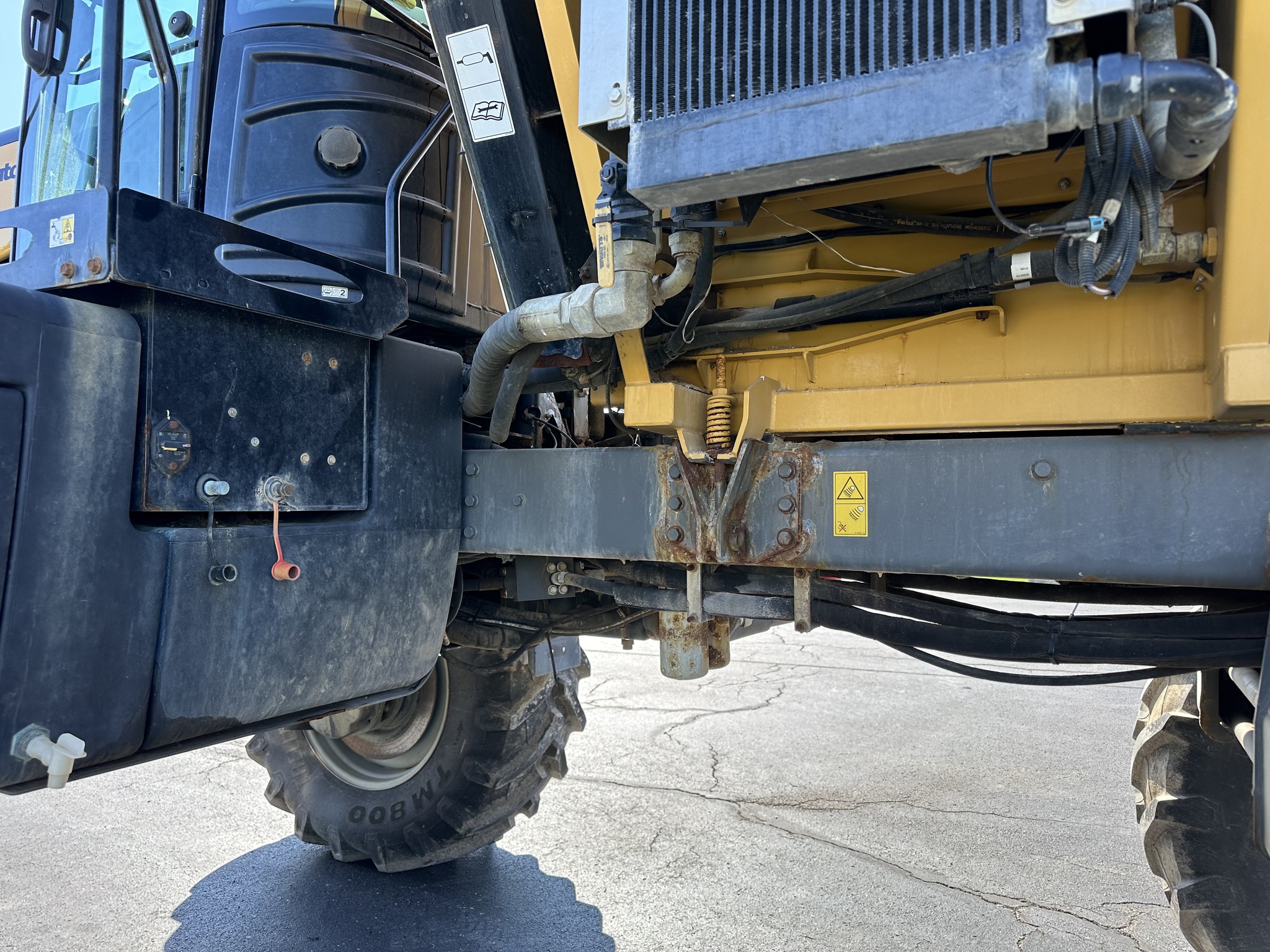 2019 RoGator RG1300C Image 28