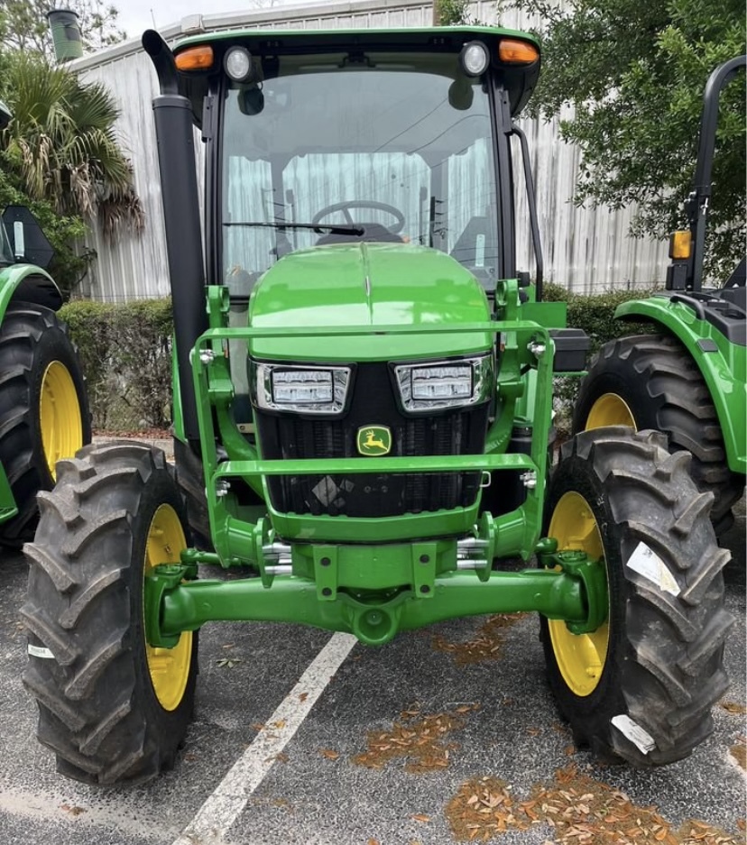 2024 John Deere 5075E Image 3