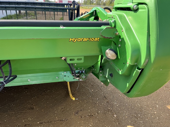 Used 2014 John Deere 640D Combine Platforms at Horizon Ag & Turf in High Prairie, AB - Photo10