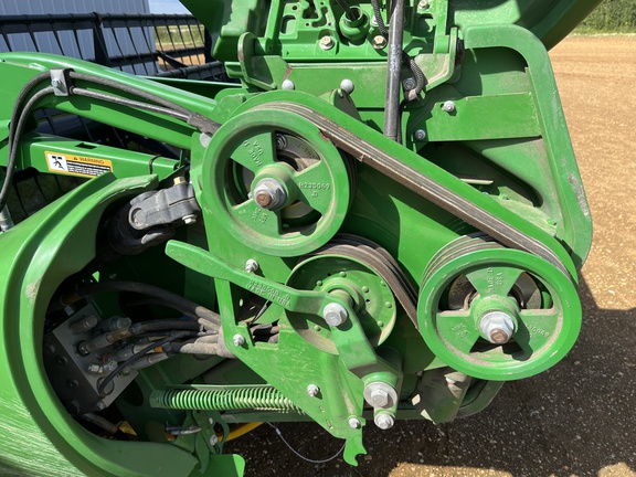 Used 2014 John Deere 640D Combine Platforms at Horizon Ag & Turf in High Prairie, AB - Photo28