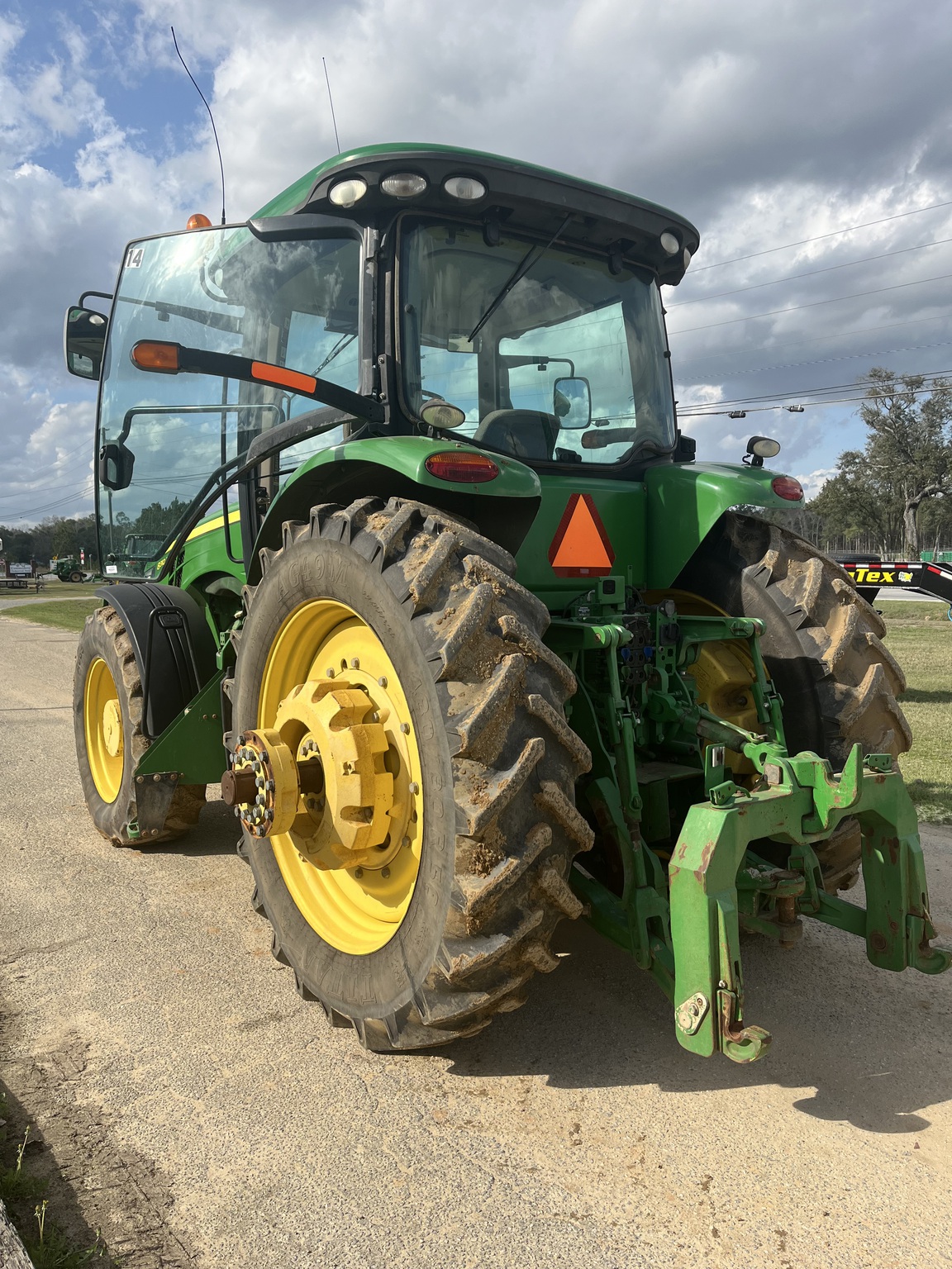 2012 John Deere 8310R Image 5