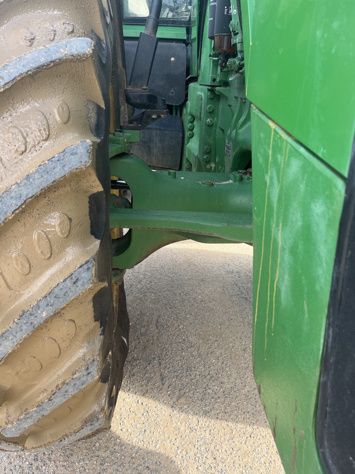 2012 John Deere 8310R Image 8