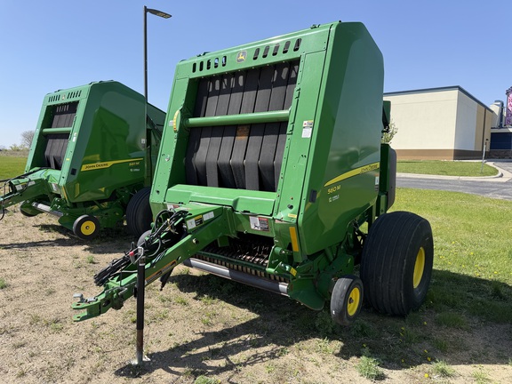 2020 John Deere 560M - Photo7