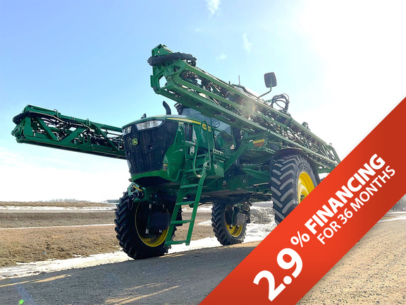 Photo of a 2024 John Deere 616R