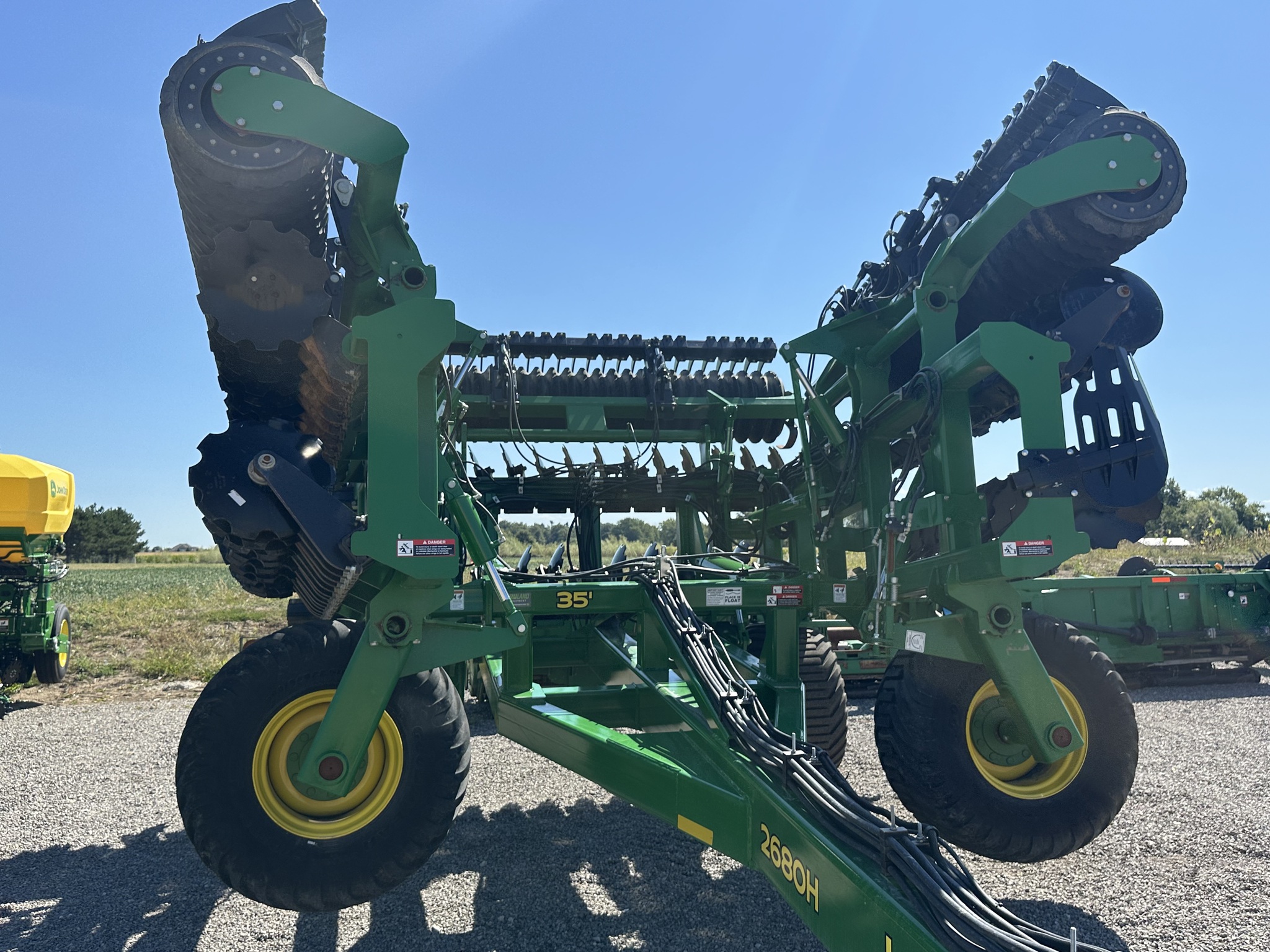2025 John Deere 2680H Image 1