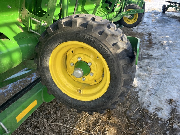 Used 2024 John Deere HD50R Combine Platforms at Horizon Ag & Turf in High Prairie, AB - Photo9