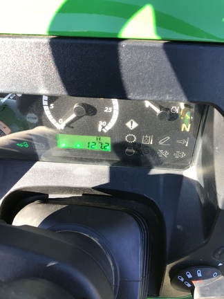 2024 John Deere 5075E Photo 6