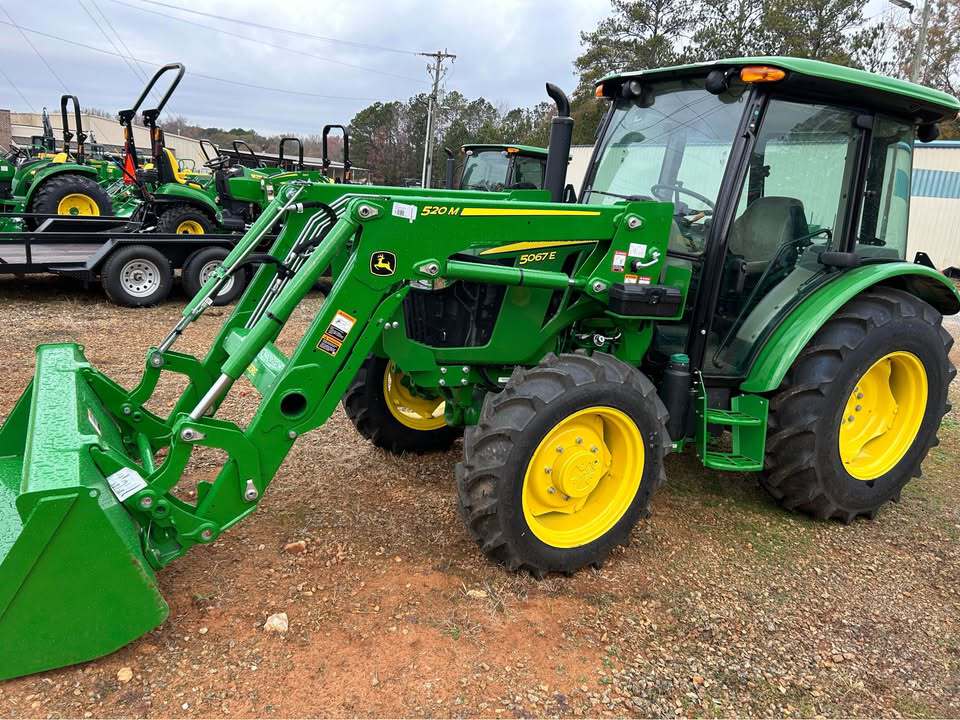 2025 John Deere 5067E Image 2