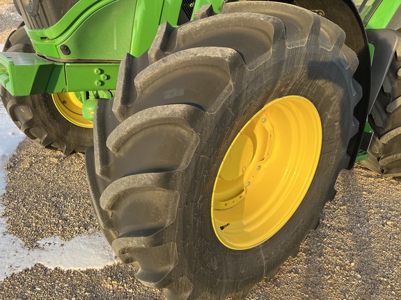 2024 John Deere 6R 195 (2nd thumbnail)