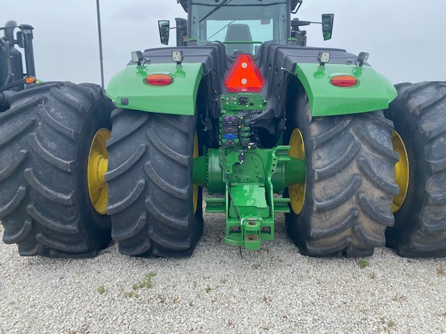  2024 John Deere 9R 590 at Heritage Tractor in Roanoke, IL
