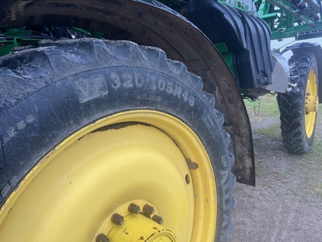 2015 John Deere R4038 Image 4