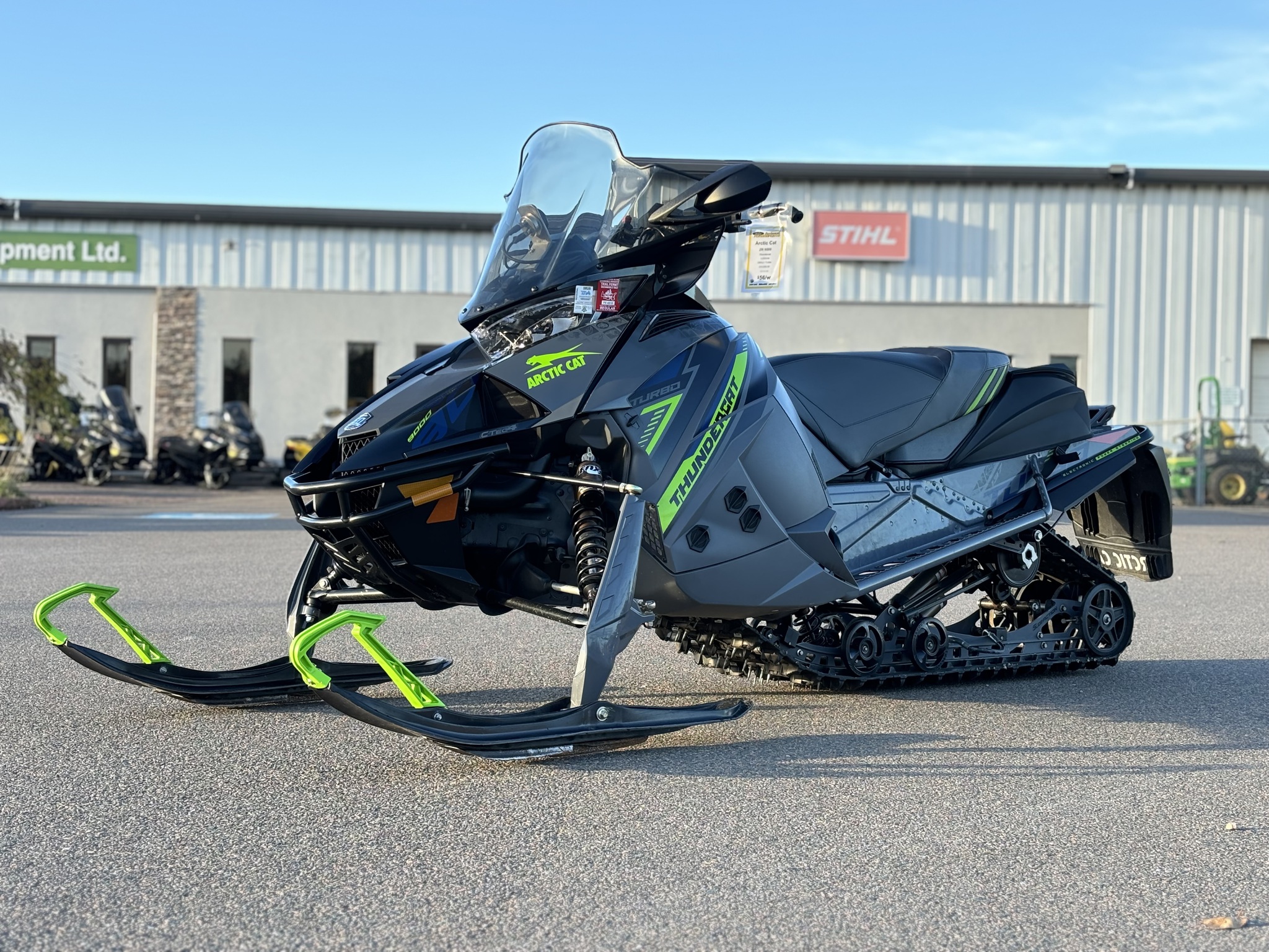 2022 Arctic Cat Thunder Cat ZR9000 Image 8