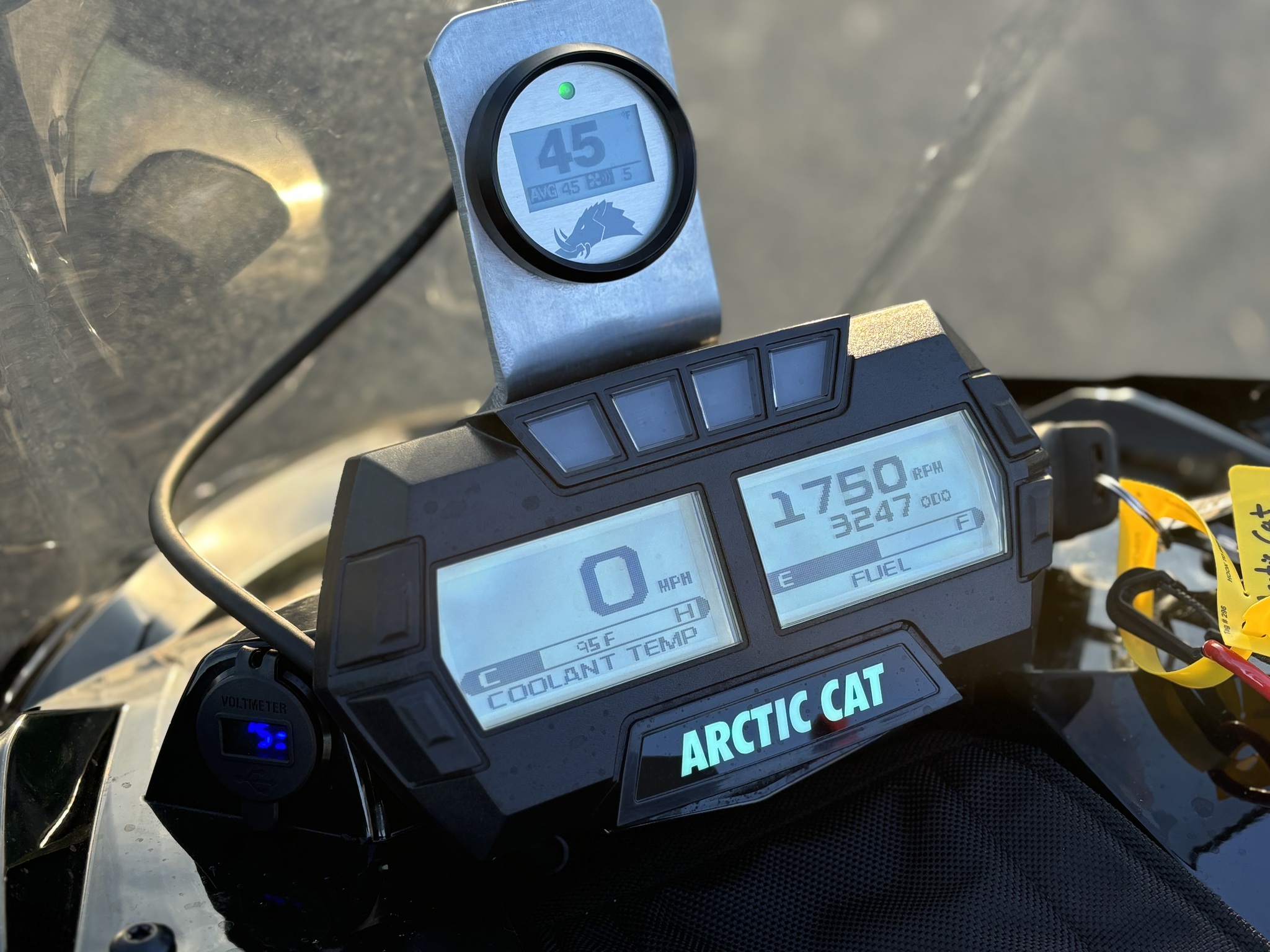 2022 Arctic Cat Thunder Cat ZR9000 Image 4